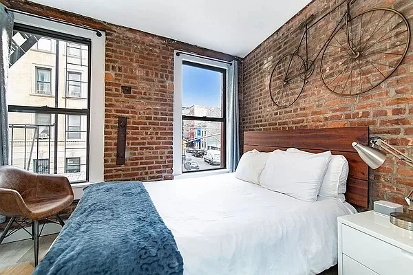 Rented by REAL New York | media 14