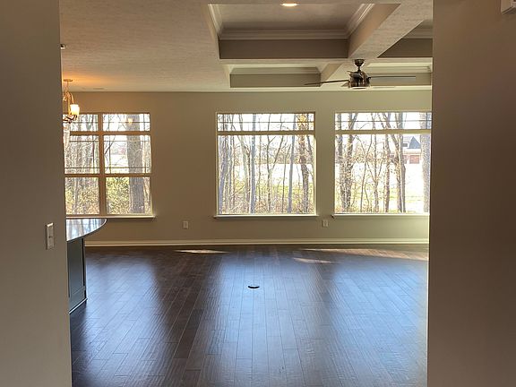3rd image of 1200 Highbury Dr