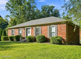 1000 Cliffwood Dr, Goshen, KY 40026