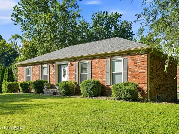 1000 Cliffwood Dr, Goshen, KY 40026