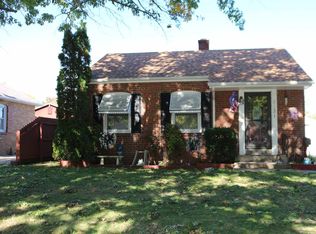 2125 Stadium Dr, Rock Island, IL