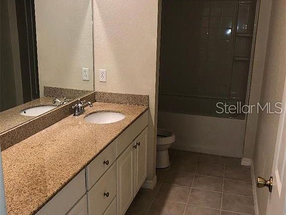 4th image of 143 Southern Pecan Cir Unit 208
