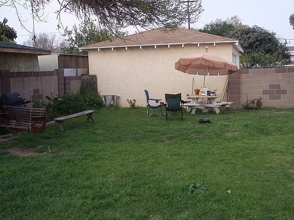 LARGE BACKYARD