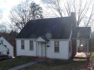 708 Forest St, Martinsville, VA 24112