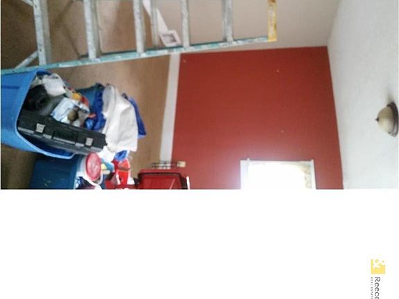 4th image of 51 N Thorpe St