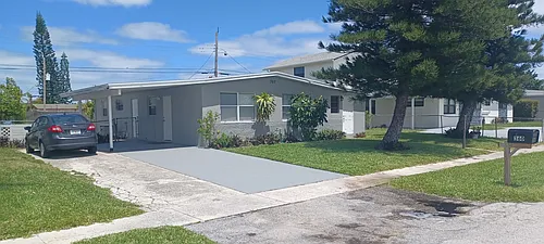 360 W 16th Way Photo 1
