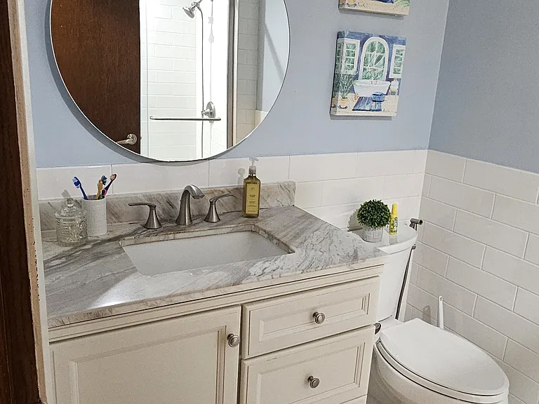 Main Bathroom