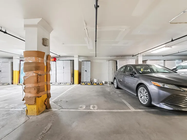 725 Jefferson St #11 — Photo 13