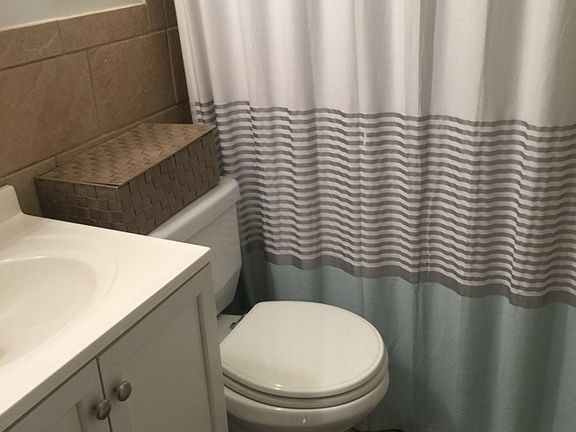 4th image of 3 Maiden Ln APT 2