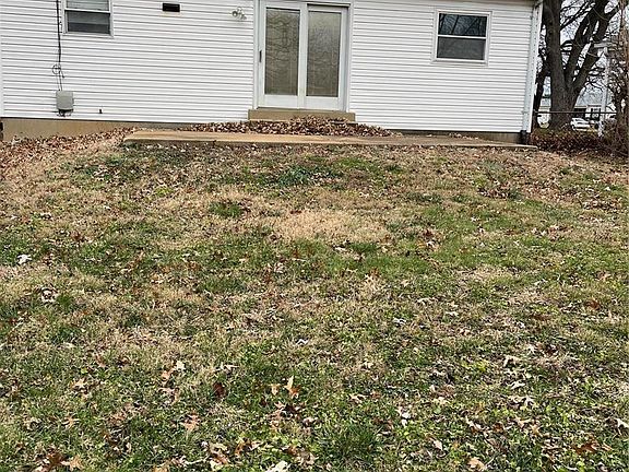 4th image of 7412 Foxmont Dr