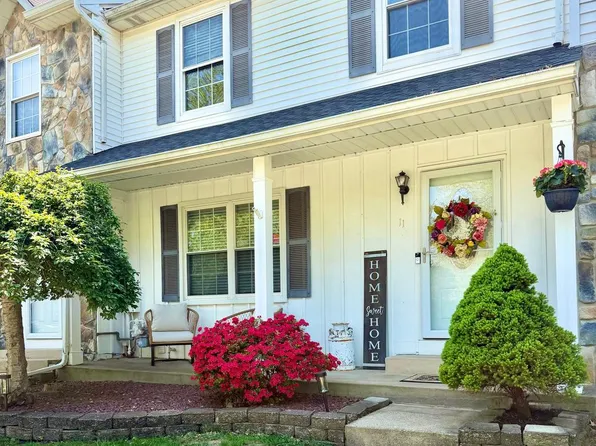 11 Stafford Ct, Hamilton, NJ 08690