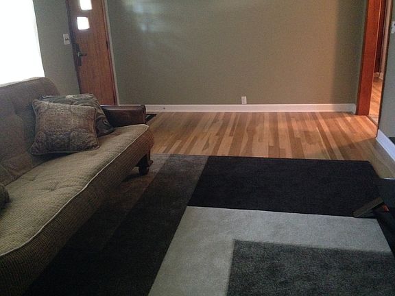 3rd image of 602 Hazel Dr