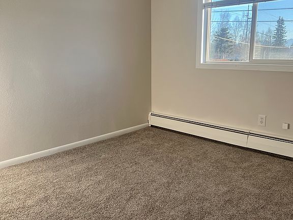5th image of 4340 Northwood Dr #4
