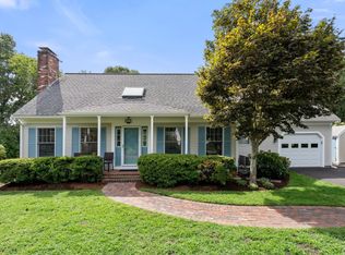 192 Winding Cove Rd, Marstons Mills, MA 02648