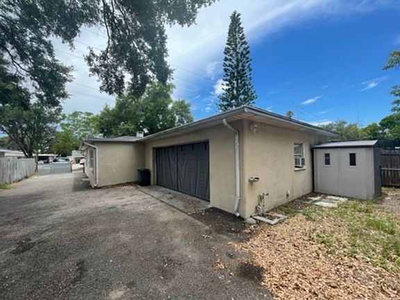 4th image of 10795 71st Ave