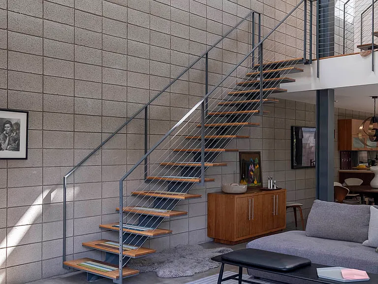 546 Broadway St — Photo 15