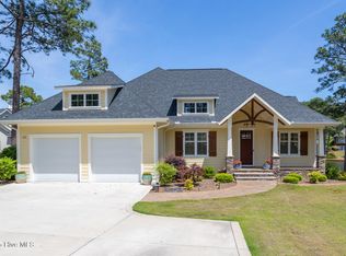 102 Featherston Point, West End, NC 27376