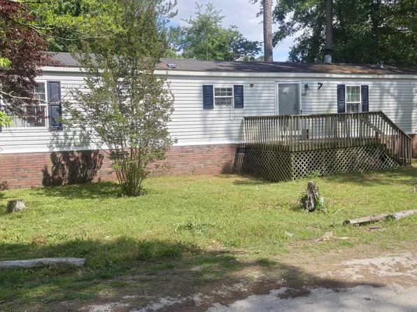 103 Old Fountain Road, Richlands, NC 28574