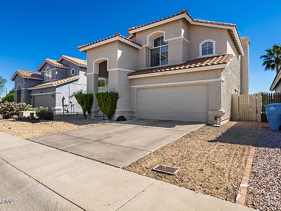 3rd image of 4643 E MICHELLE Drive
