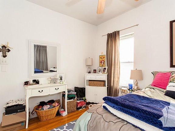 5th image of 613 W Arlington Pl #5