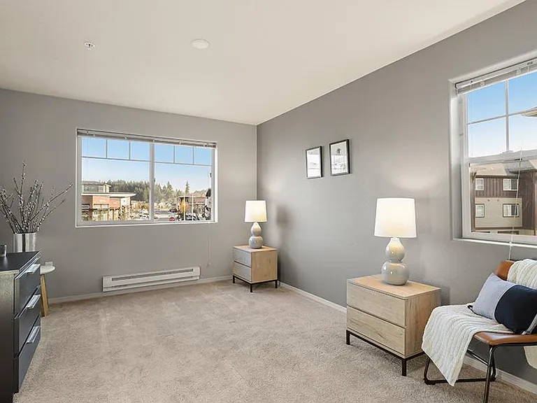 Sunridge Terrace — Photo 15