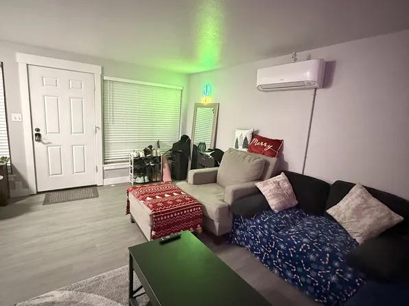 1219 Columbia St #3, Pt Angeles, WA 98362