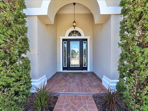 2nd image of 3847 Splendid Oaks Ct