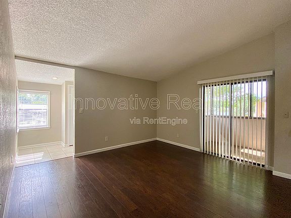 4th image of 2942 Antique Oaks Cir APT 88