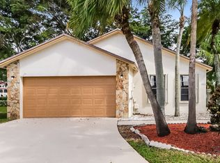 9051 Chatsworth Cascades, Boca Raton, FL 33434