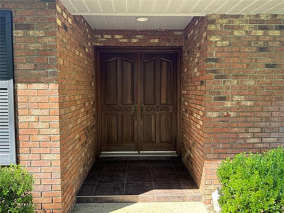 3rd image of 36 NASHUA WAY