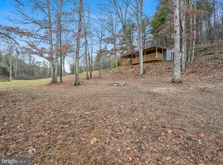 1271 Sheepskin Hollow Rd, Fort Littleton, PA 17223
