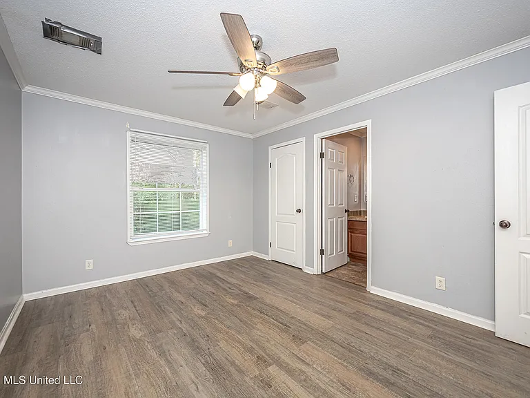 6003 E Lamar St — Photo 25