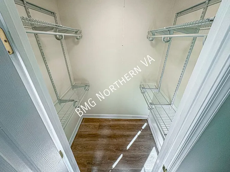 12005 Ridge Knoll Dr #10 — Photo 26