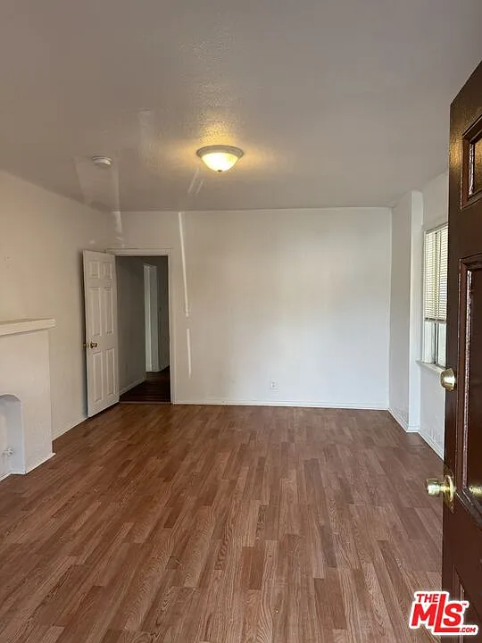 2 bed, 1.0 bath, 1200 sqft, $2,600 — Photo 4