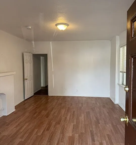 5042 Ferndale St — Photo 4