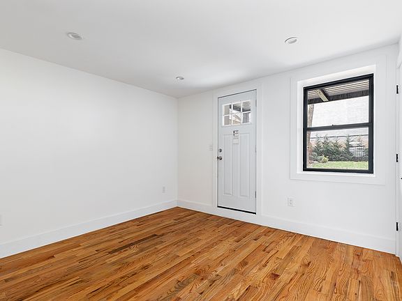 4th image of 59 Irving Pl #1