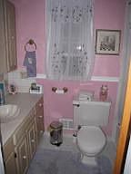 5th image of 4 Stanford Dr