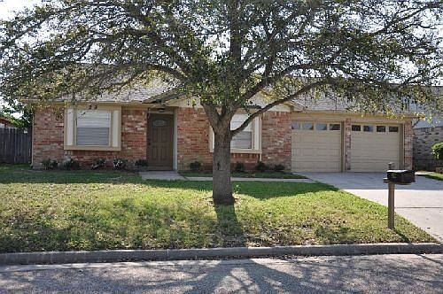 1st image of 29 Back Bay Cir
