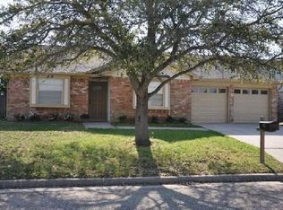 29 Back Bay Cir, Galveston, TX 77551