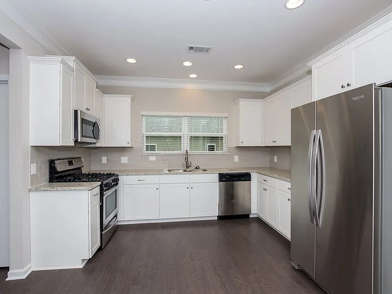 3270 Keady Mill Loop — Photo 5