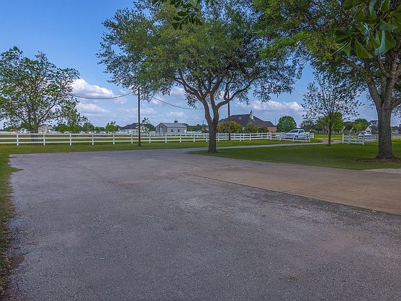 4th image of 20803 Hay Meadow Ct