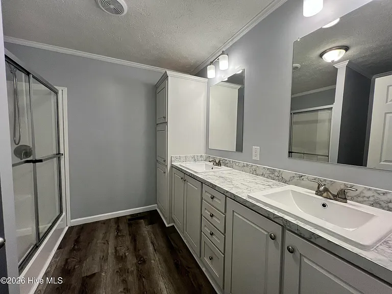 1296 Riverview Dr — Photo 13