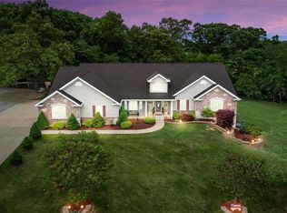 171 Spring House Ln, Troy, MO 63379