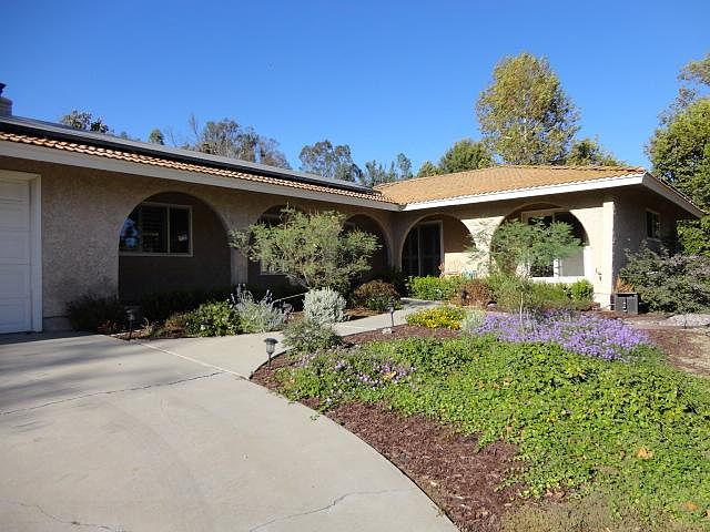 1st image of 43810 Villa Del Sur Dr