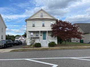 92 Archie St, Chicopee, MA 01020