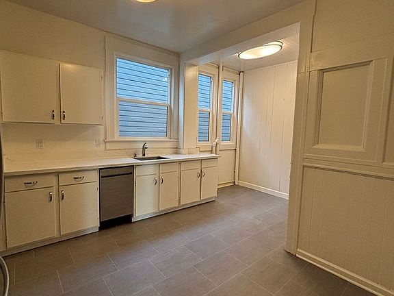 2nd image of 1382 5th Ave #1