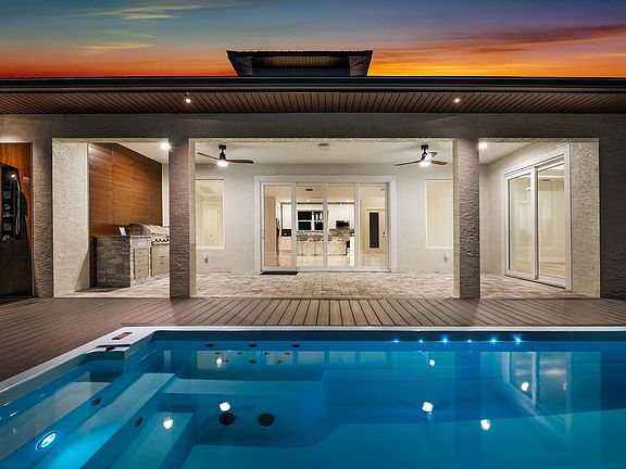 3rd image of 1371 Cumberland Road