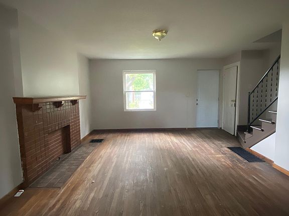 3rd image of 2212 Homestead Dr