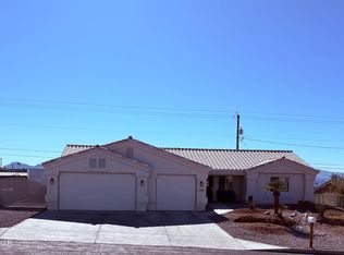 2986 Arabian Dr, Lake Havasu City, AZ 86404