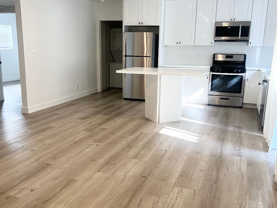 1st image of 817 S Bedford St APT 1